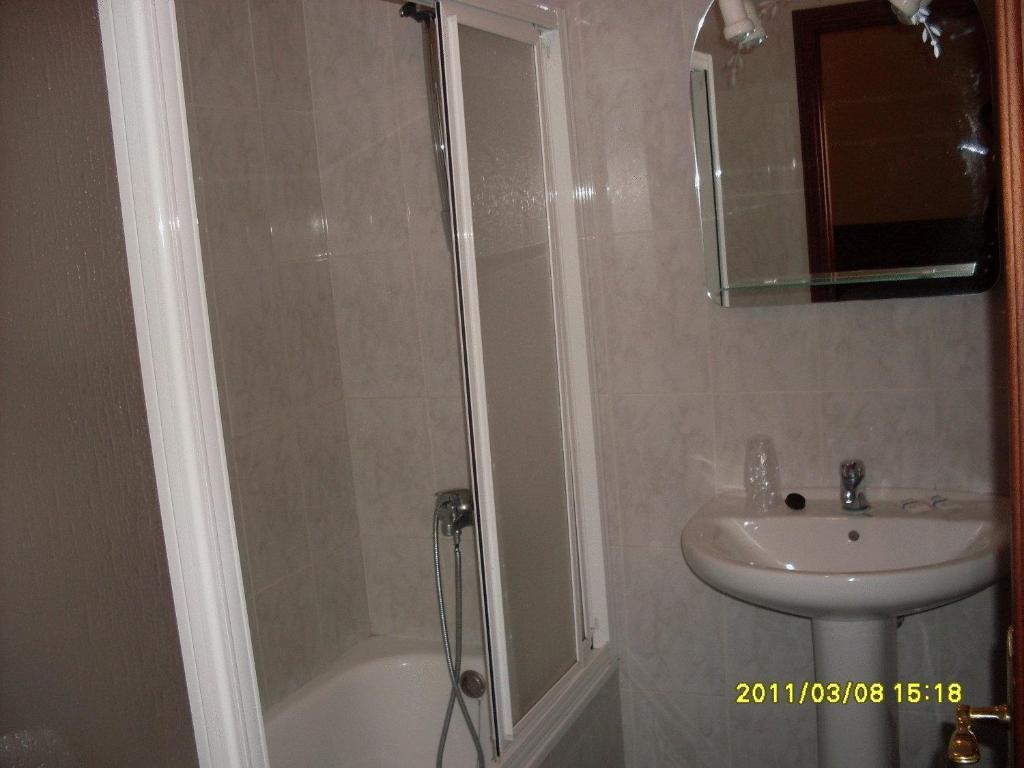 Hostal Residencia Delfin Astorga Room photo